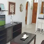 Garajonay Ii, Cristianos アパート *