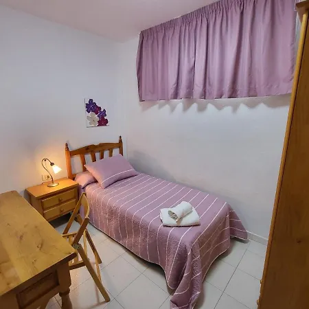 Garajonay Ii, Cristianos Apartment