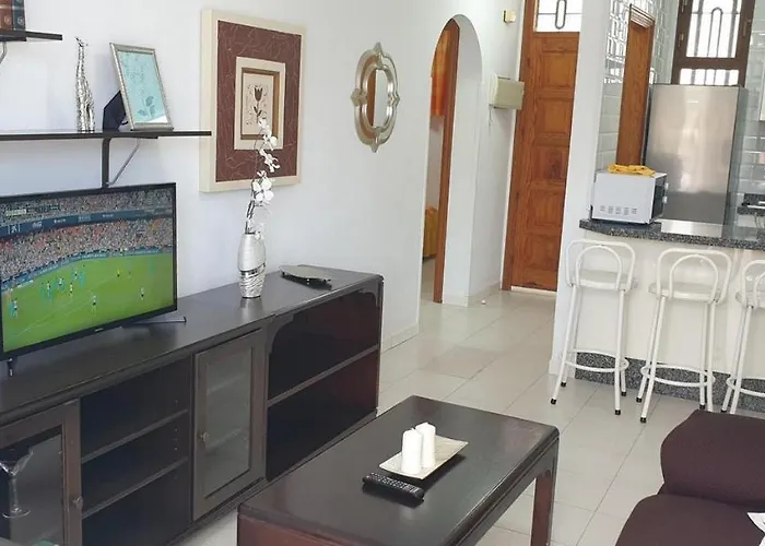 Garajonay Ii, Cristianos Apartman *